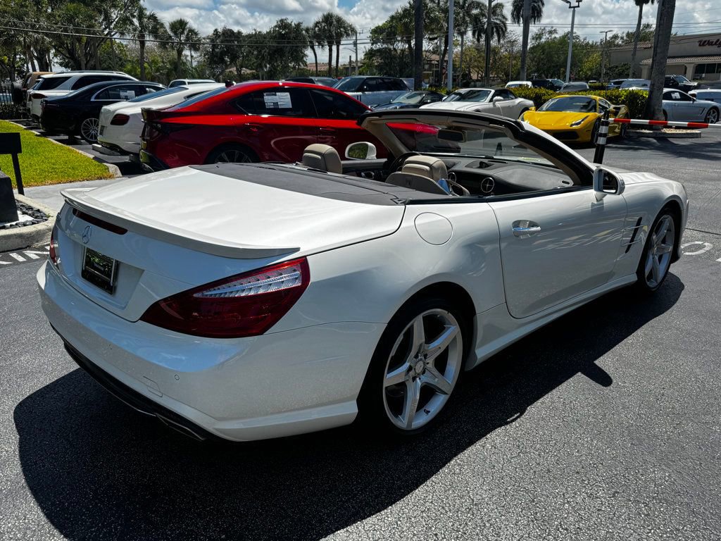 Used 2013 Mercedes-Benz SL 550 image 4
