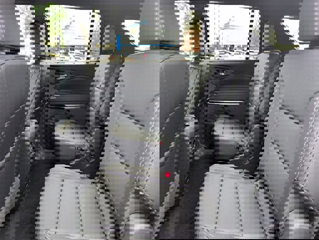 Certified 2026 Chevrolet Traverse LT w/ LPO, Floor Liner Package image 33