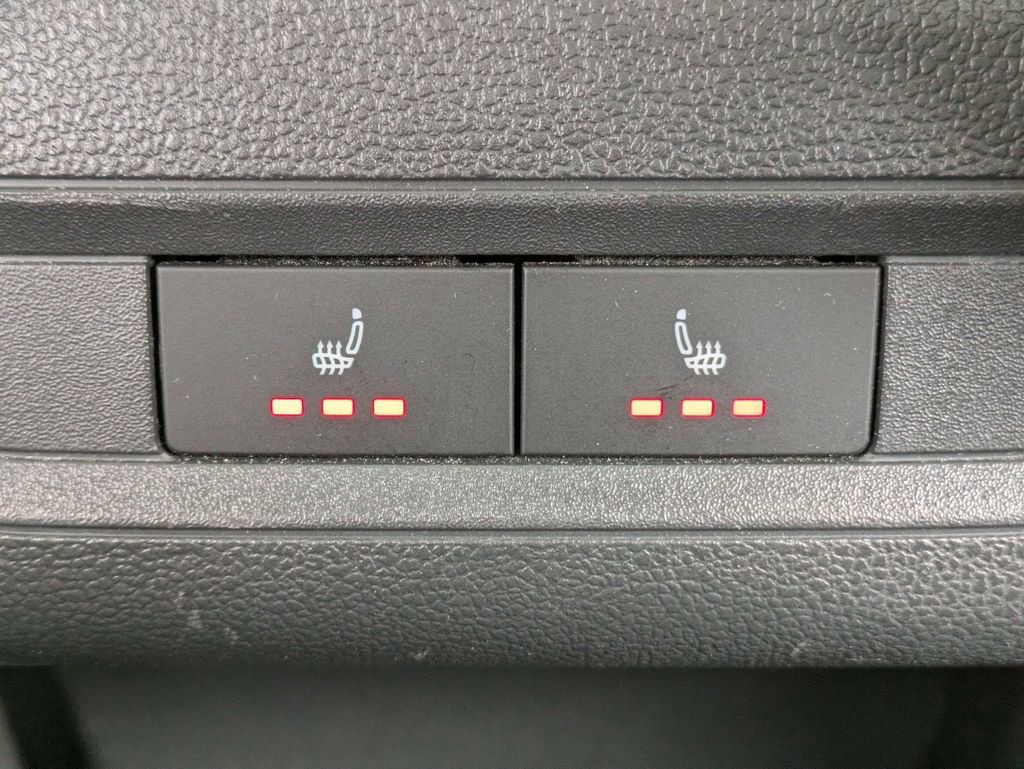 Used 2019 Volkswagen Jetta SE FWD image 15