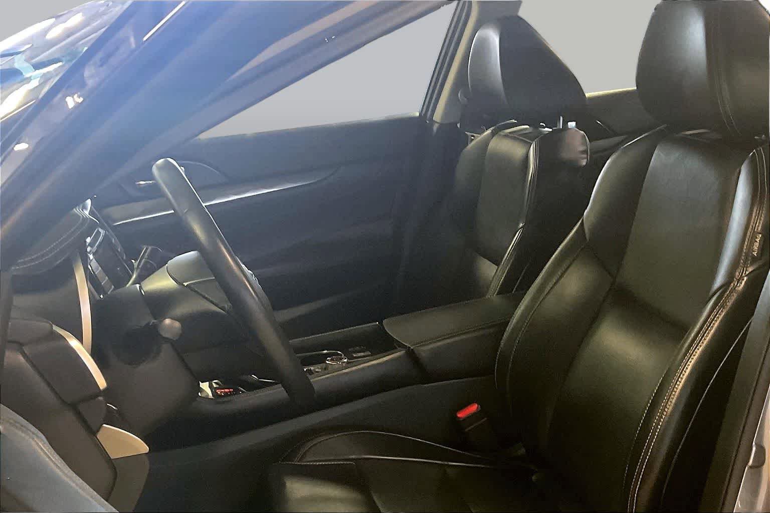 Used 2021 Nissan Maxima 3.5 SV w/ Floor Mat Group FWD image 7