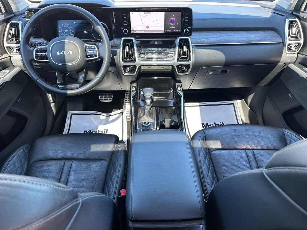 Used 2022 Kia Sorento SX Prestige AWD/4WD image 14