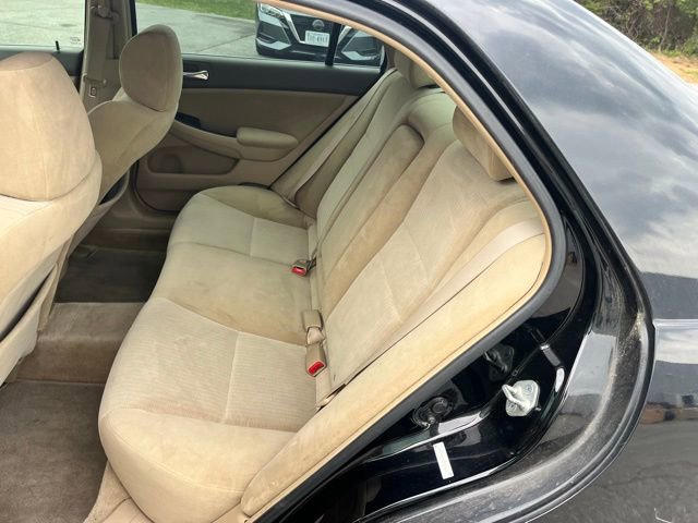 Used 2005 Honda Accord LX image 12