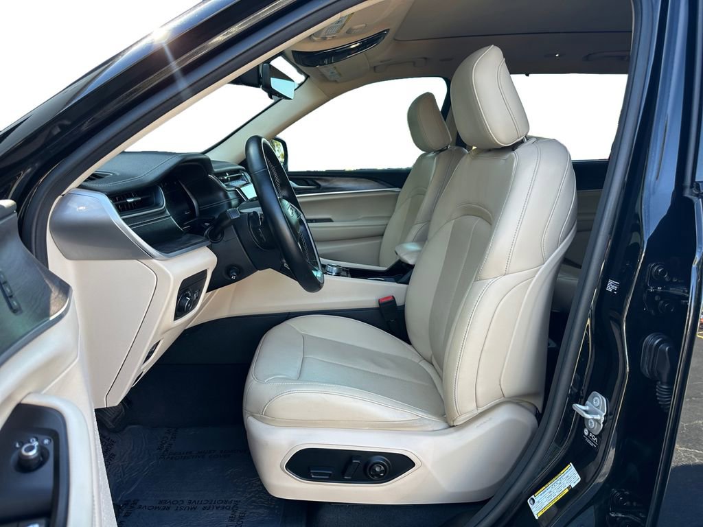 Used 2021 Jeep Grand Cherokee L Limited w/ Luxury Tech Group II image 10