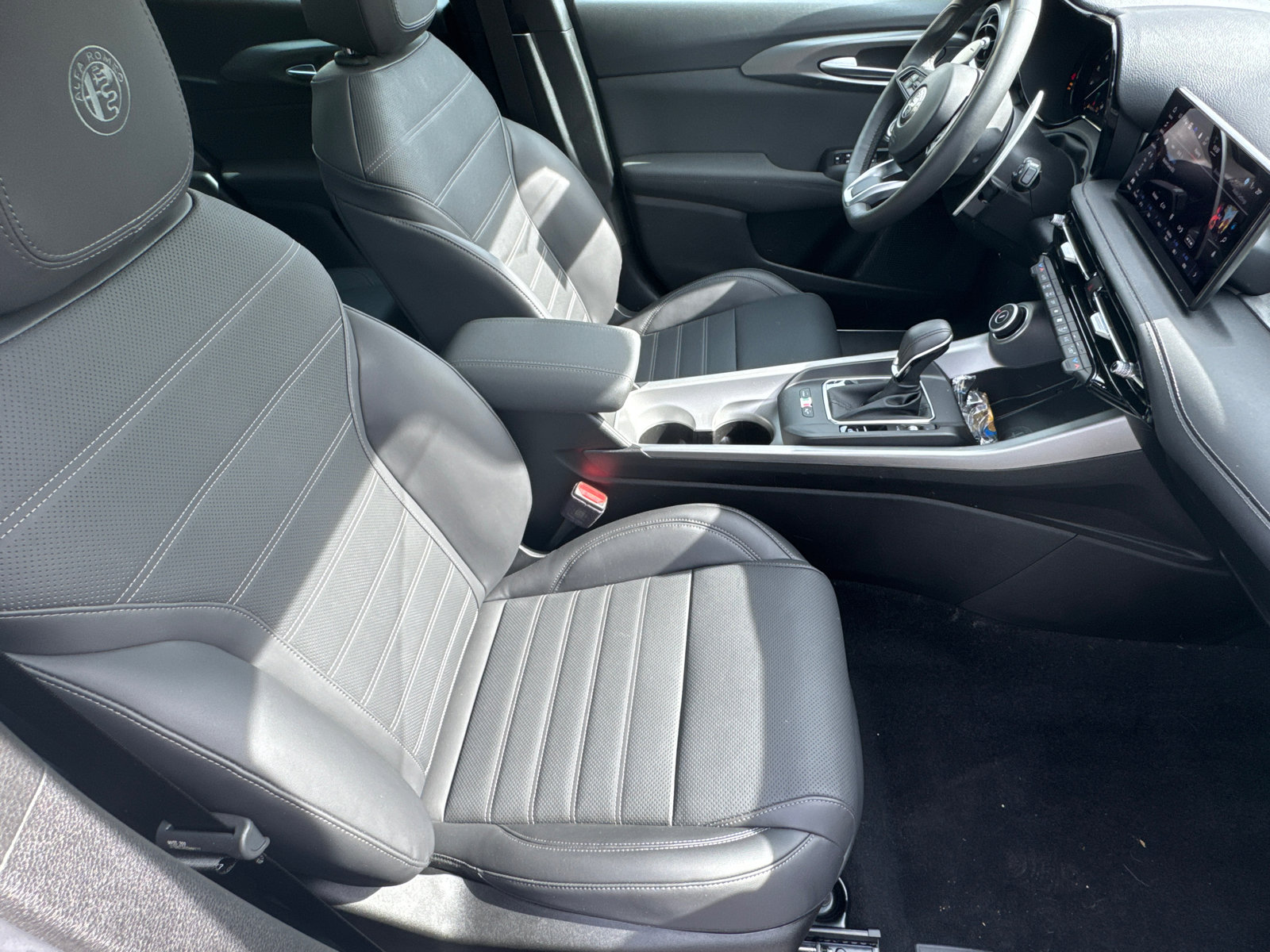 Used 2024 Alfa Romeo Tonale Veloce image 16