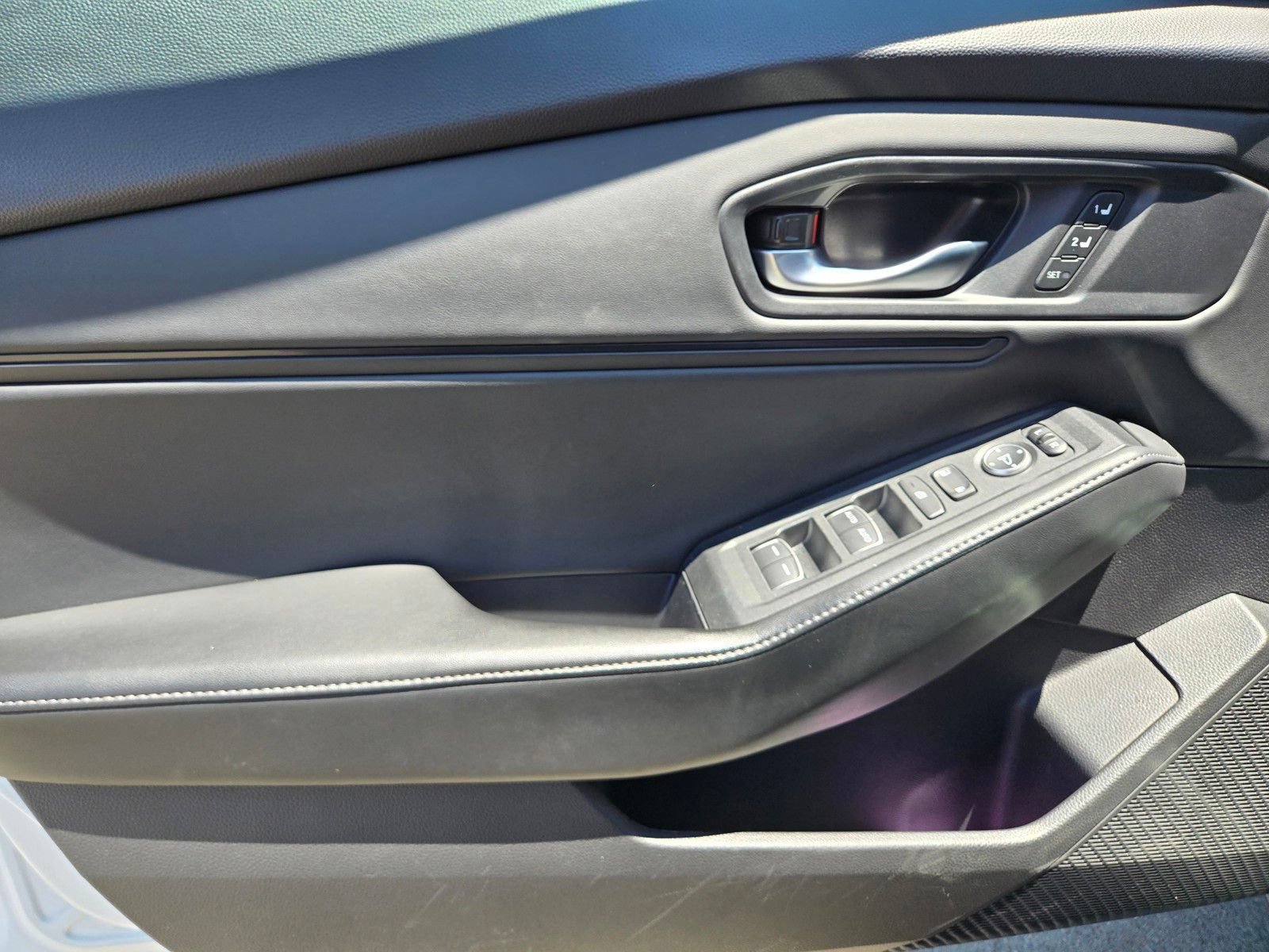 Used 2025 Honda Accord Sport image 16