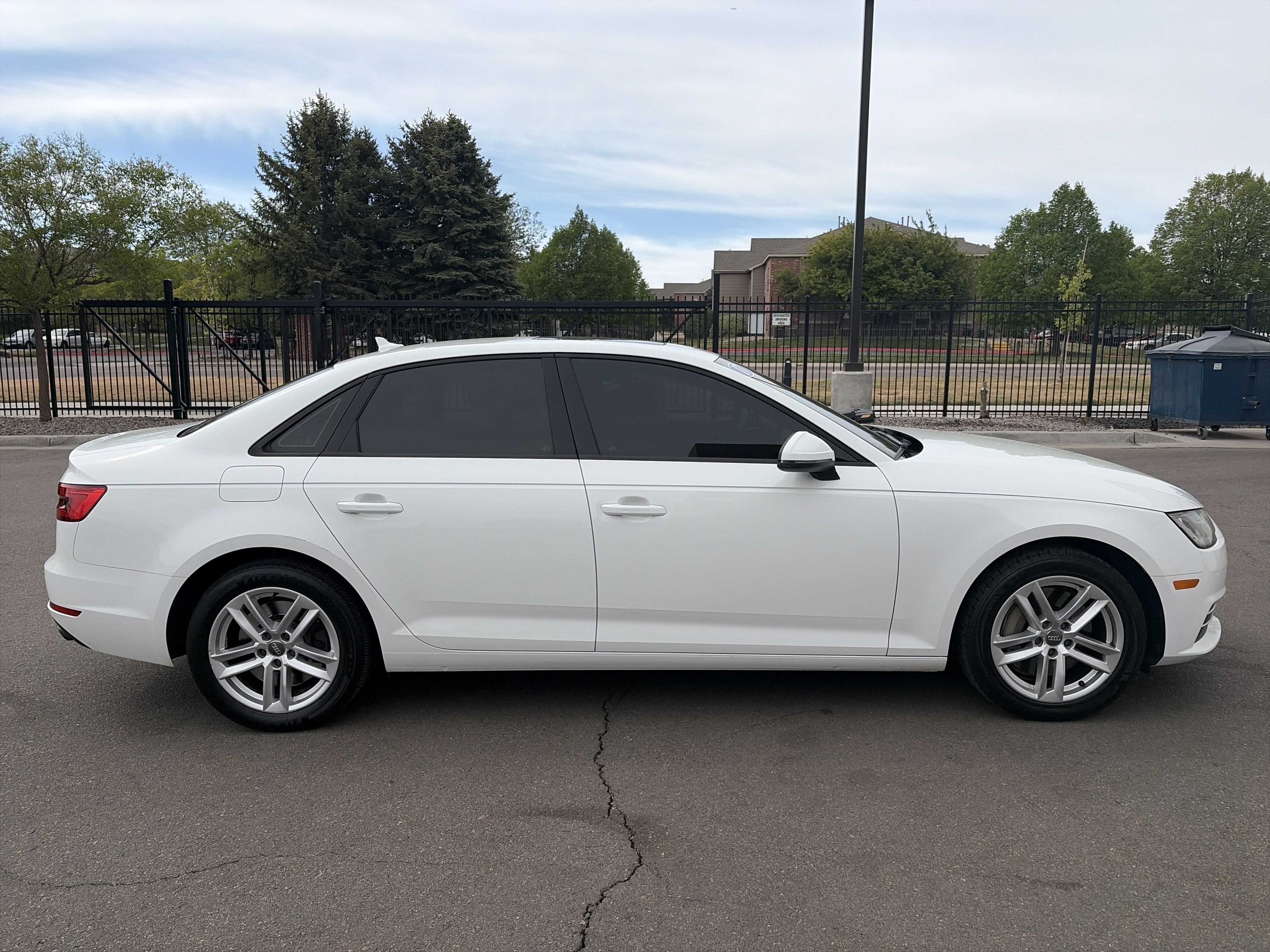 Used 2017 Audi A4 2.0T Premium FWD image 5
