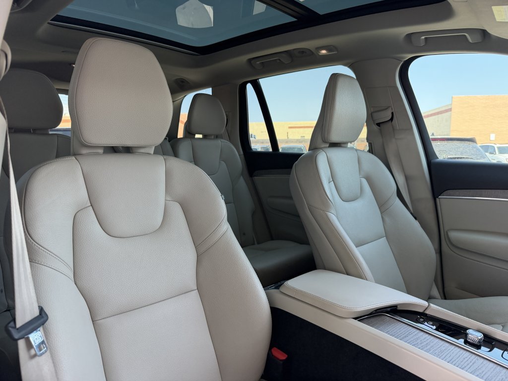 Used 2023 Volvo XC90 T8 Plus w/ Protection Package Premier AWD/4WD image 44