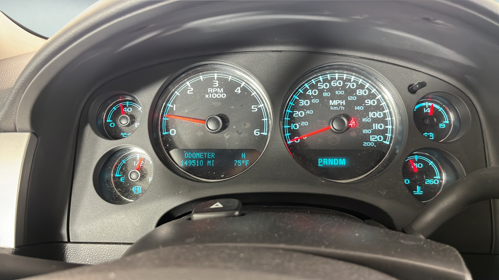 Used 2013 Chevrolet Silverado 1500 LTZ w/ LTZ White Diamond Edition AWD/4WD image 18