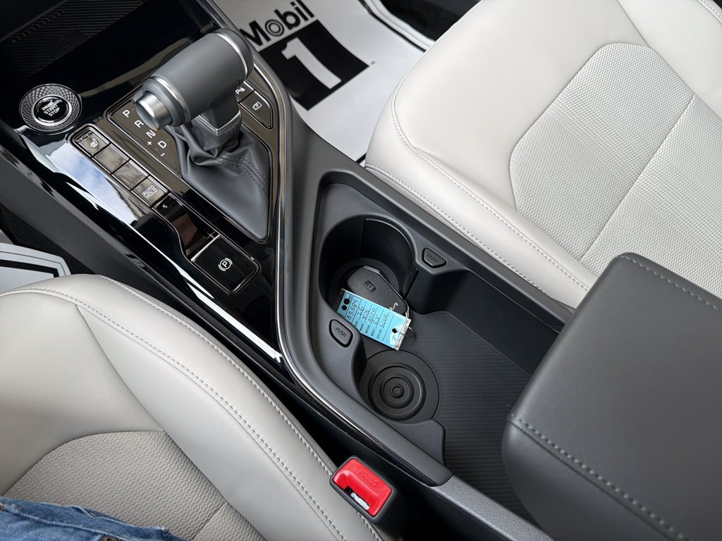 New 2026 Kia Niro EX FWD image 24