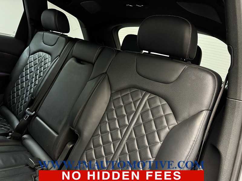 Used 2020 Audi SQ7 Premium Plus w/ S Executive Package AWD/4WD image 16