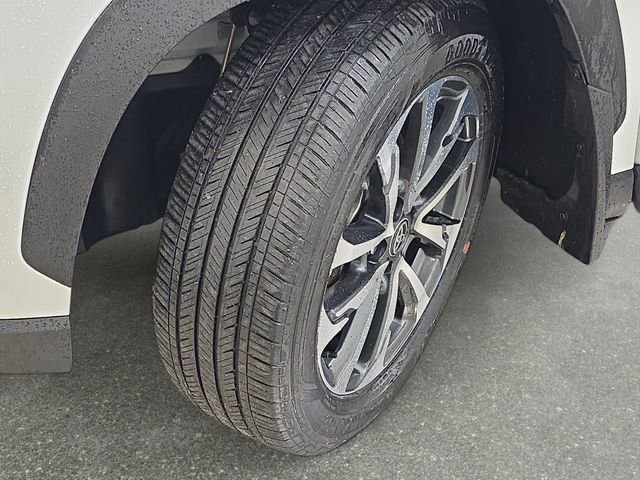 Certified 2023 Toyota Corolla Cross XLE w/ Convenience Package image 29