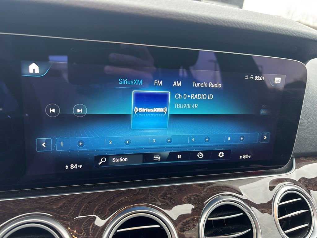 Used 2023 Mercedes-Benz E 450 4MATIC Sedan image 23