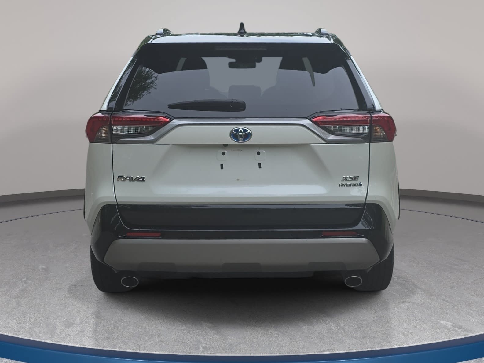 Used 2022 Toyota RAV4 XSE AWD/4WD image 6