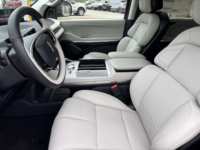 New 2026 Lincoln Navigator L Reserve AWD/4WD image 22