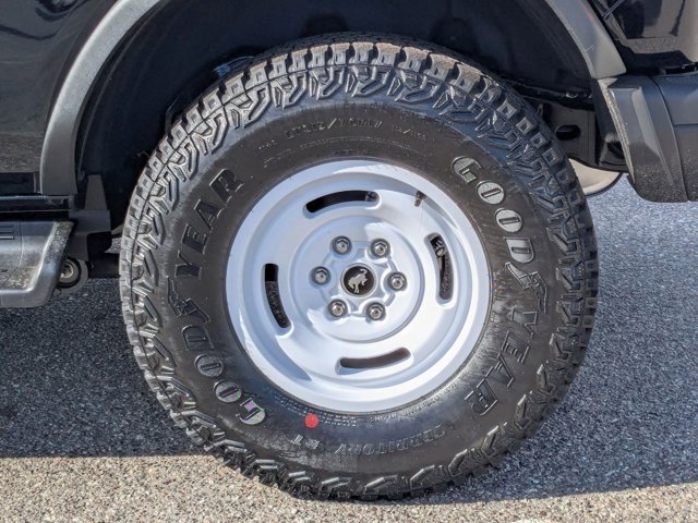 New 2026 Ford Bronco Heritage Edition image 10