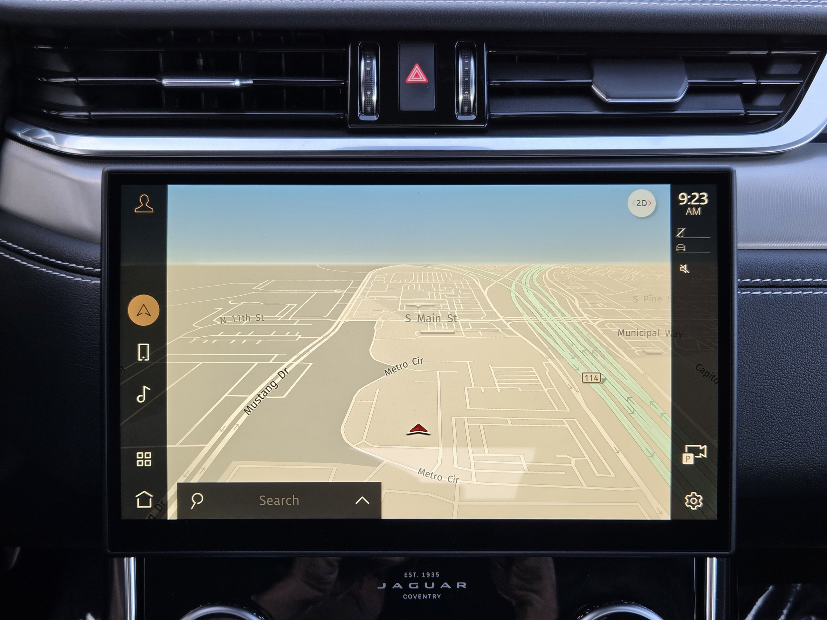 Certified 2024 Jaguar XF R-Dynamic SE AWD/4WD image 13