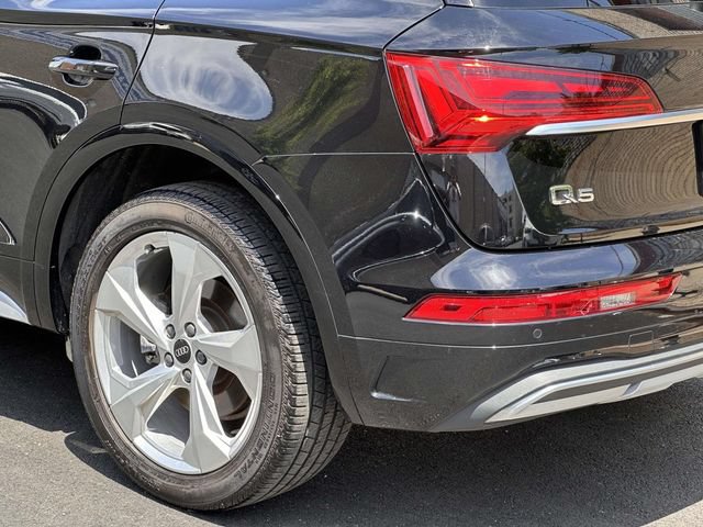 Used 2021 Audi Q5 2.0T Premium Plus w/ Premium Plus Package AWD/4WD image 11