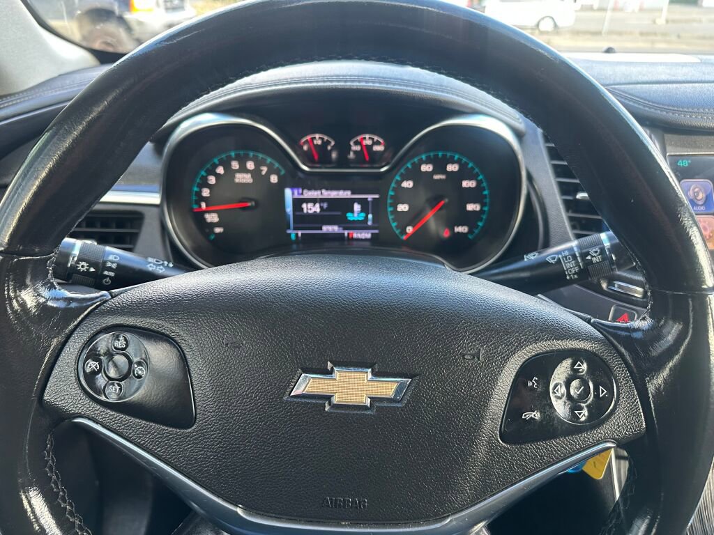 Used 2017 Chevrolet Impala LT image 27