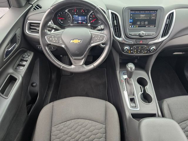 Used 2021 Chevrolet Equinox LT w/ Driver Convenience Package image 12