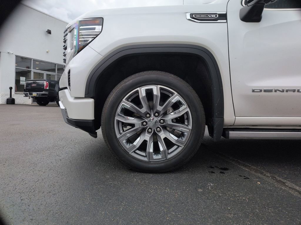 Certified 2024 GMC Sierra 1500 Denali w/ Denali Reserve Package AWD/4WD image 16