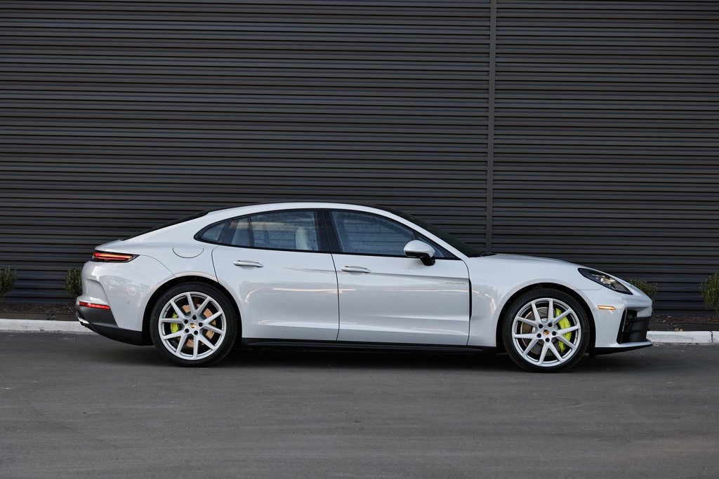 New 2026 Porsche Panamera 4 image 8