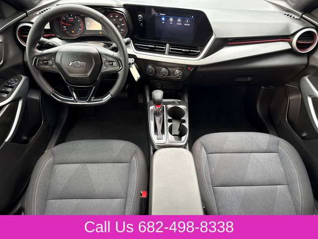 Used 2025 Chevrolet Trax RS w/ Driver Confidence Package FWD image 11