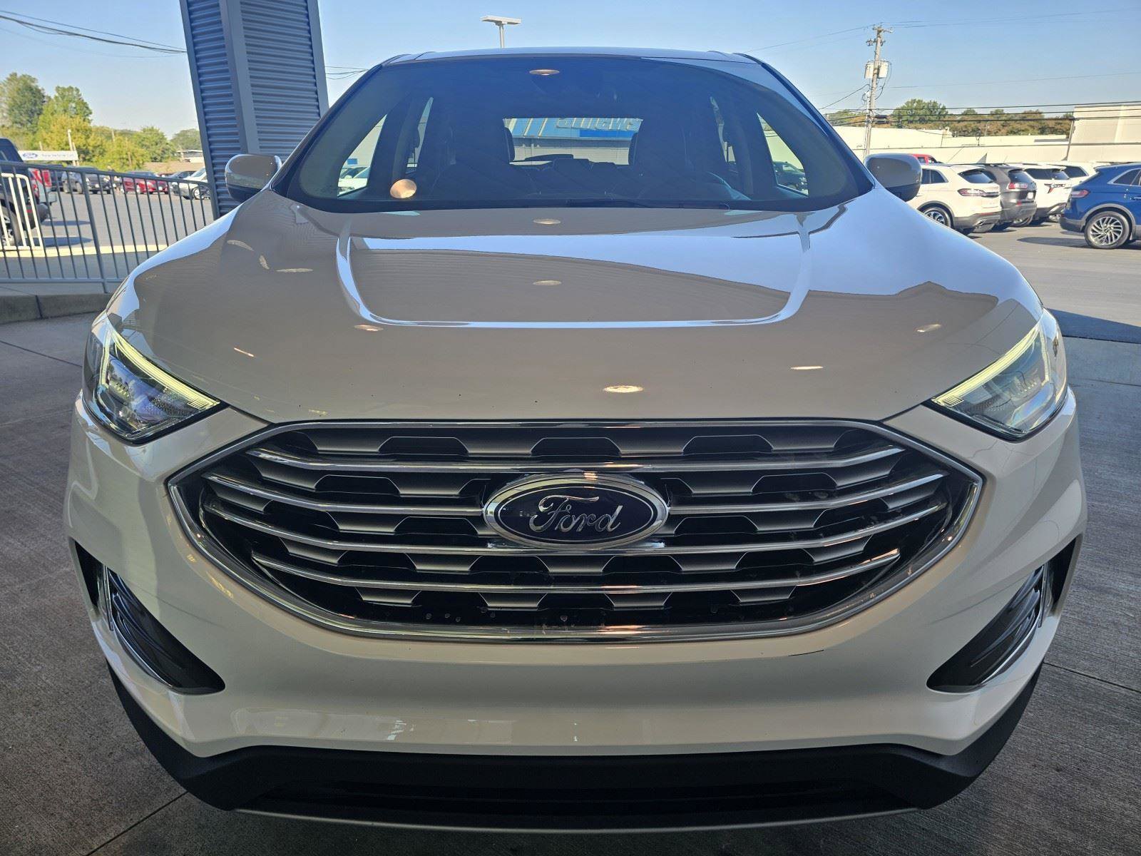 Used 2022 Ford Edge SEL w/ Convenience Package image 18