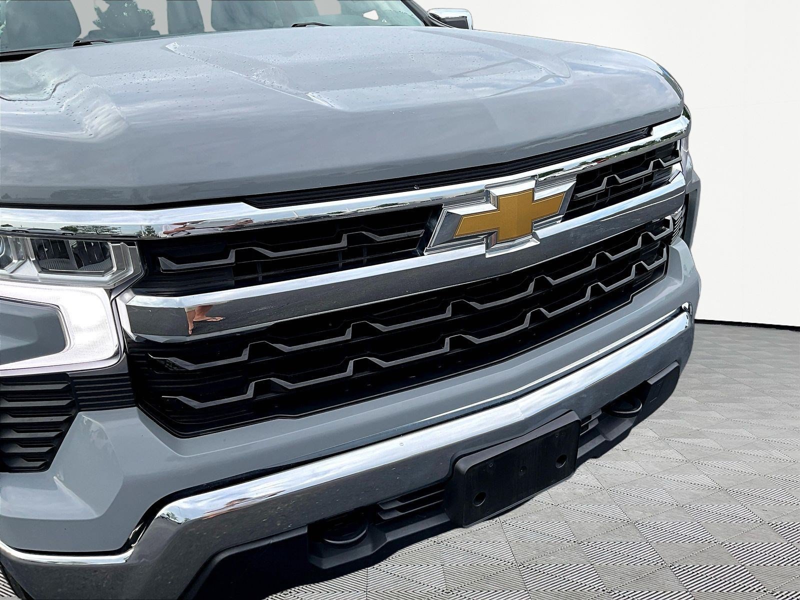 Used 2024 Chevrolet Silverado 1500 LT AWD/4WD image 33
