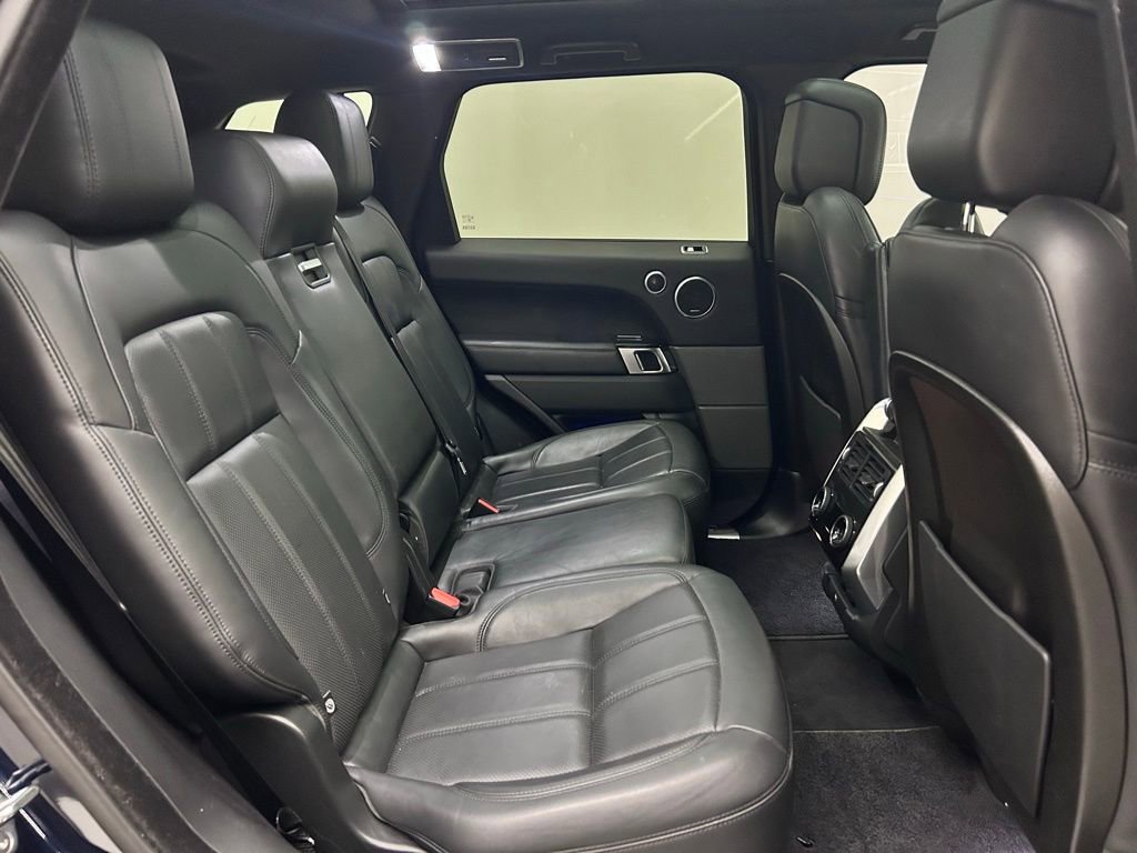 Used 2020 Land Rover Range Rover Sport HSE Dynamic image 15
