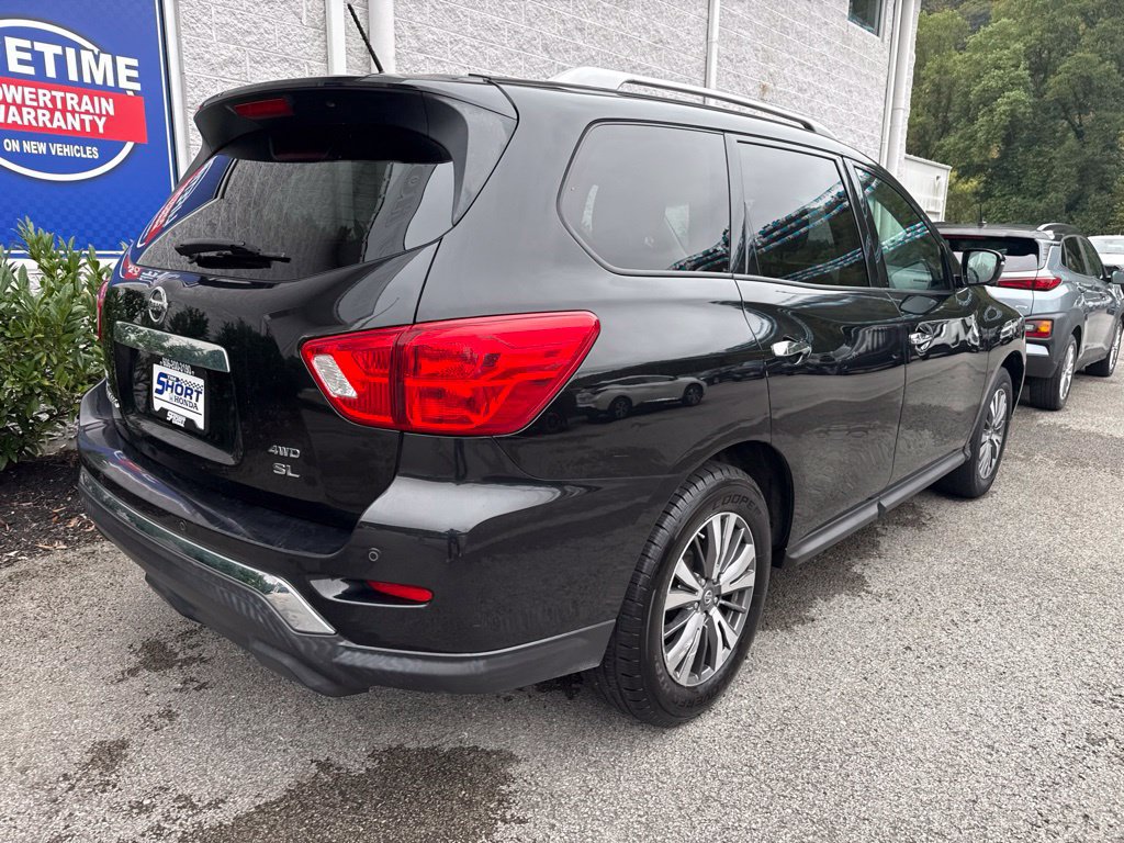Used 2017 Nissan Pathfinder SL AWD/4WD image 6