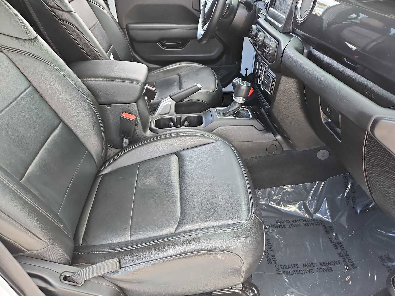 Used 2021 Jeep Wrangler Unlimited Sahara image 22