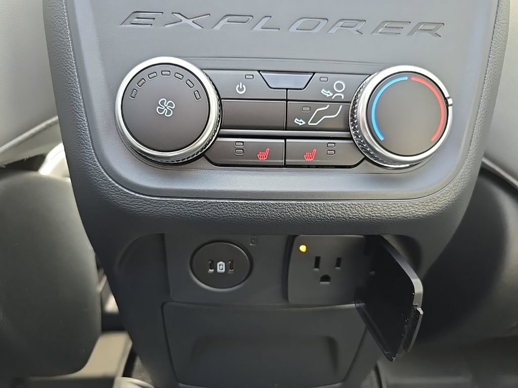New 2026 Ford Explorer Platinum w/ LUX Leather Package image 42