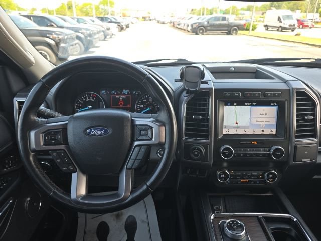 Used 2019 Ford Expedition Platinum AWD/4WD image 15