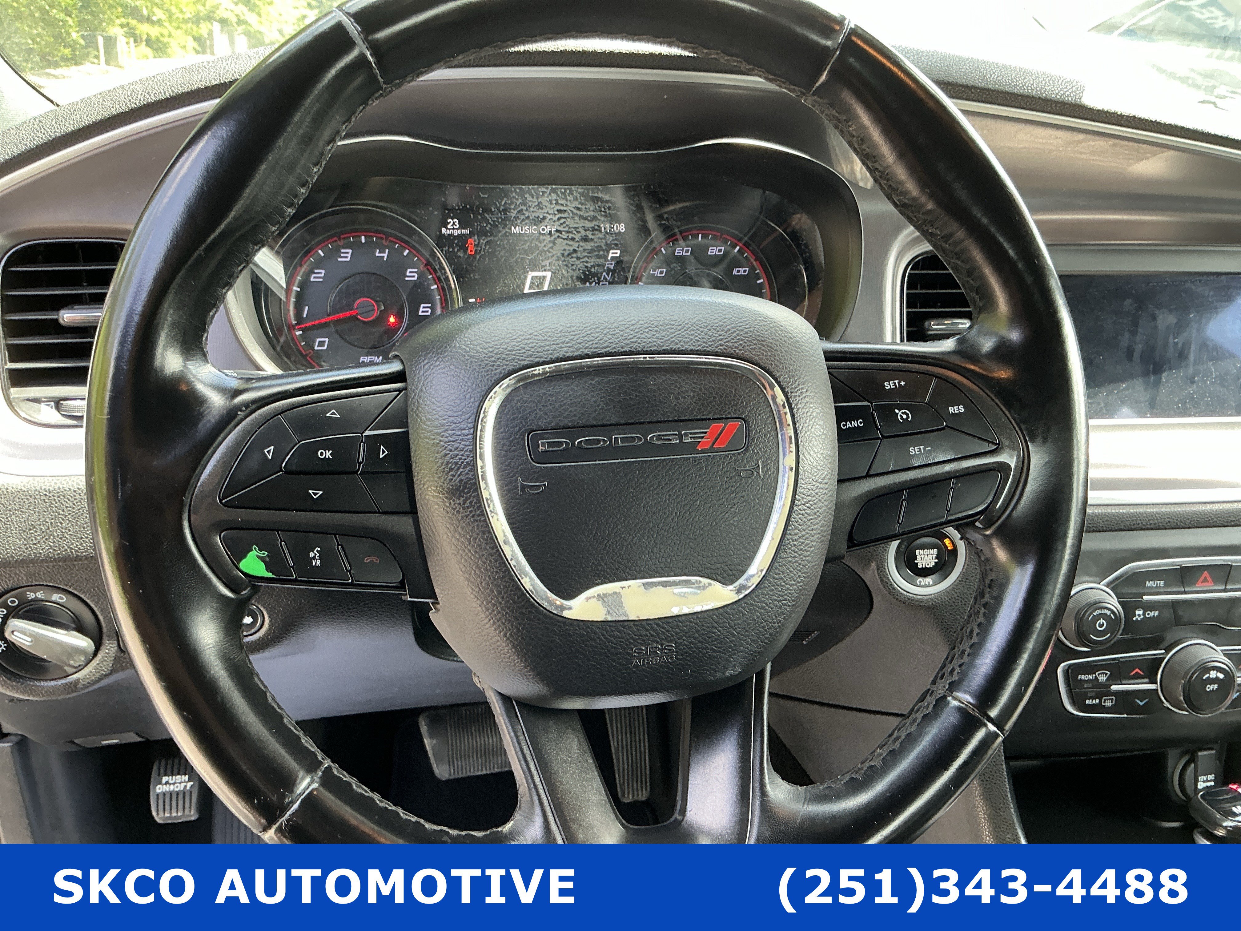 Used 2019 Dodge Charger SXT w/ Plus Group RWD image 18