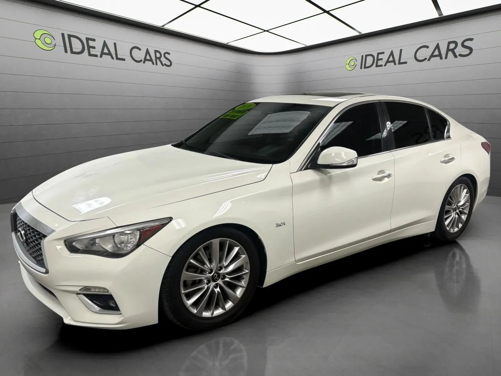 Used 2020 INFINITI Q50 Luxe RWD image 1