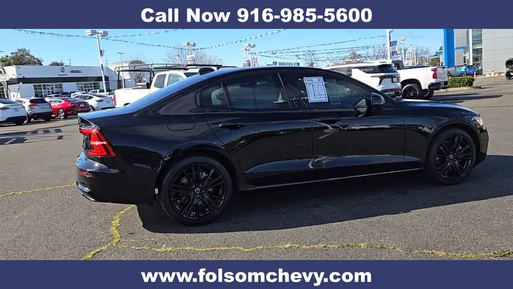 Used 2024 Volvo S60 B5 Plus w/ Climate Package image 11