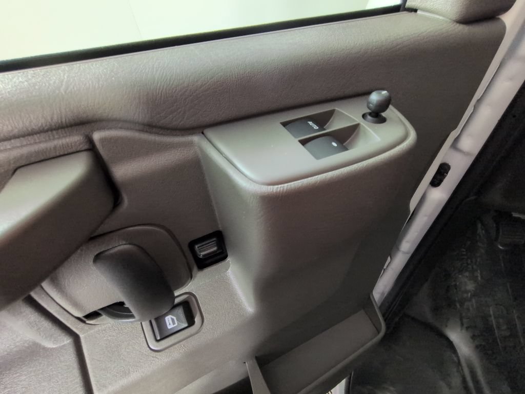 New 2026 Chevrolet Express 2500 w/ Driver Convenience Package RWD image 17