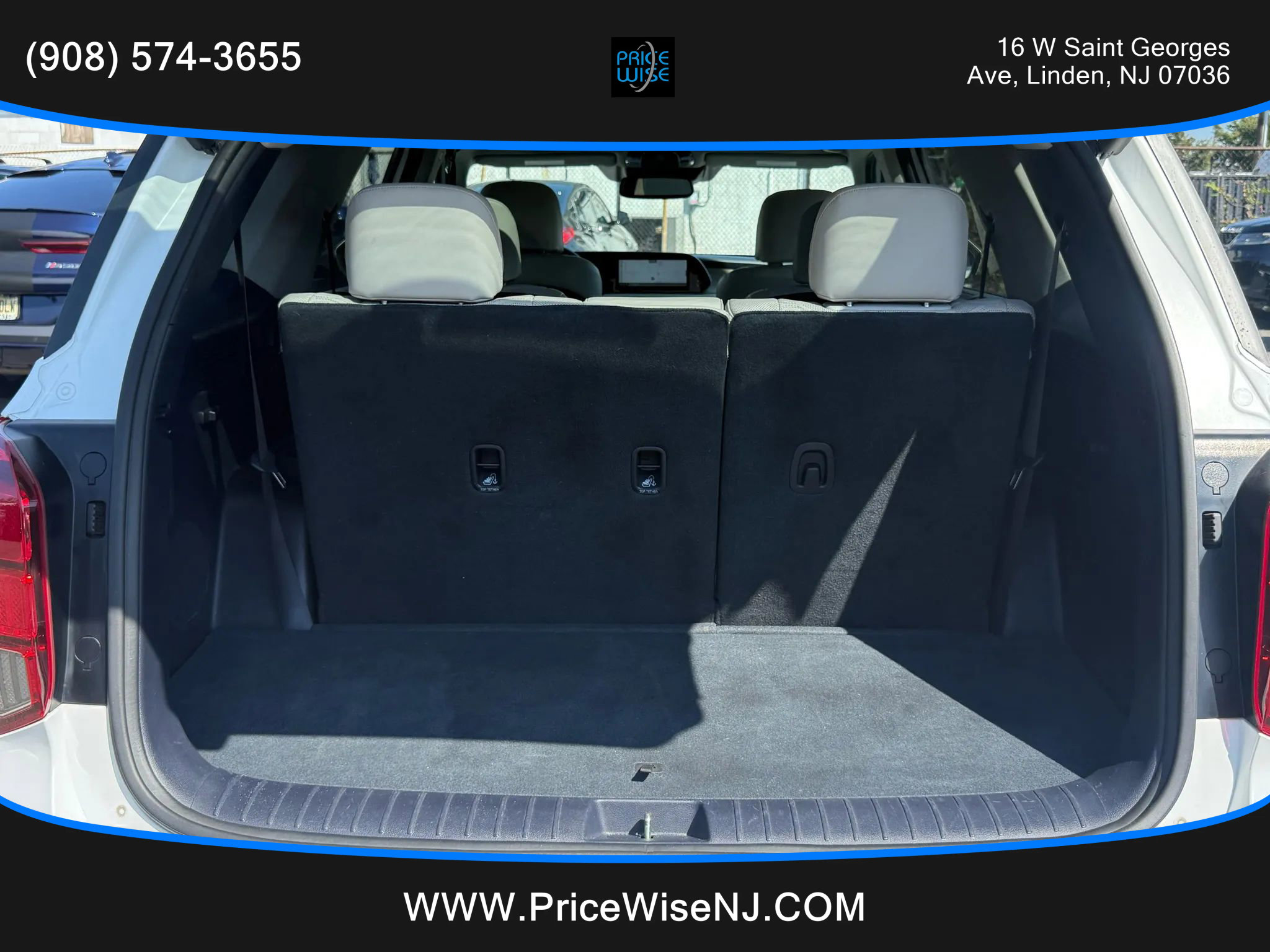 Used 2021 Hyundai Palisade Limited w/ Winter Package image 29