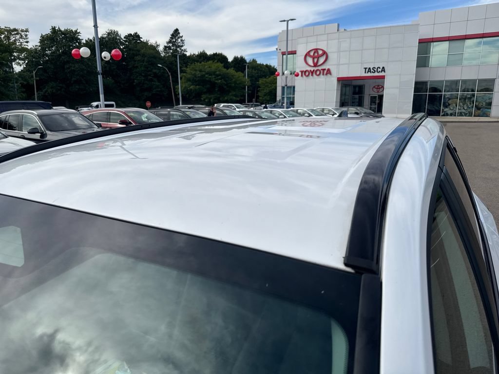 Used 2026 Toyota RAV4 XLE Premium AWD/4WD image 45