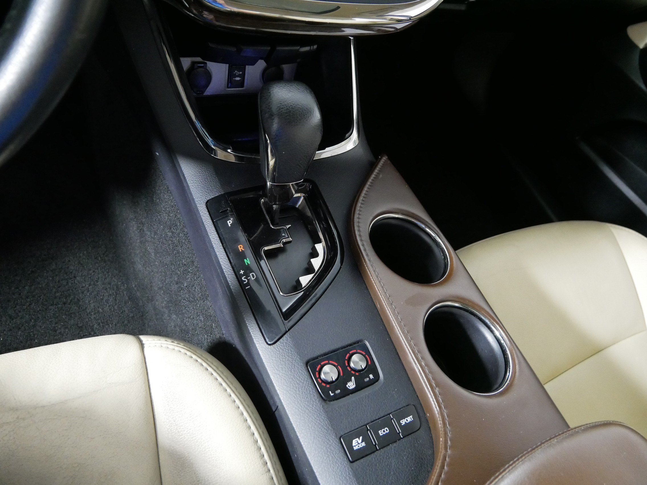 Used 2015 Toyota Avalon XLE Touring FWD image 24