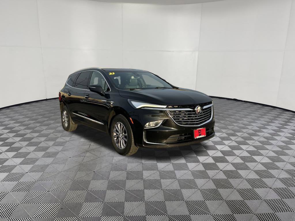 Used 2023 Buick Enclave Essence AWD/4WD image 8