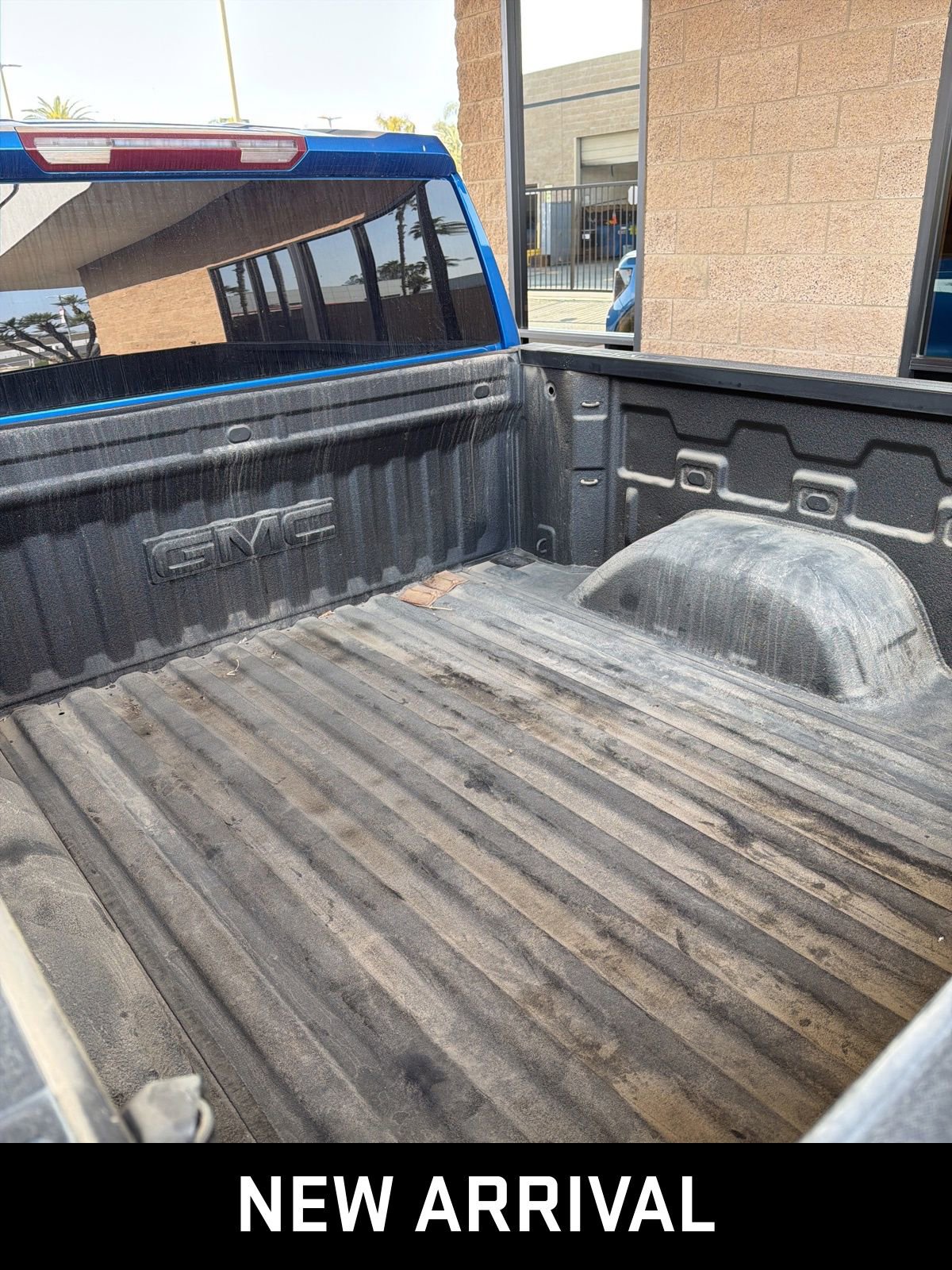 Used 2022 GMC Sierra 1500 Elevation w/ X31 Off-Road Package image 7