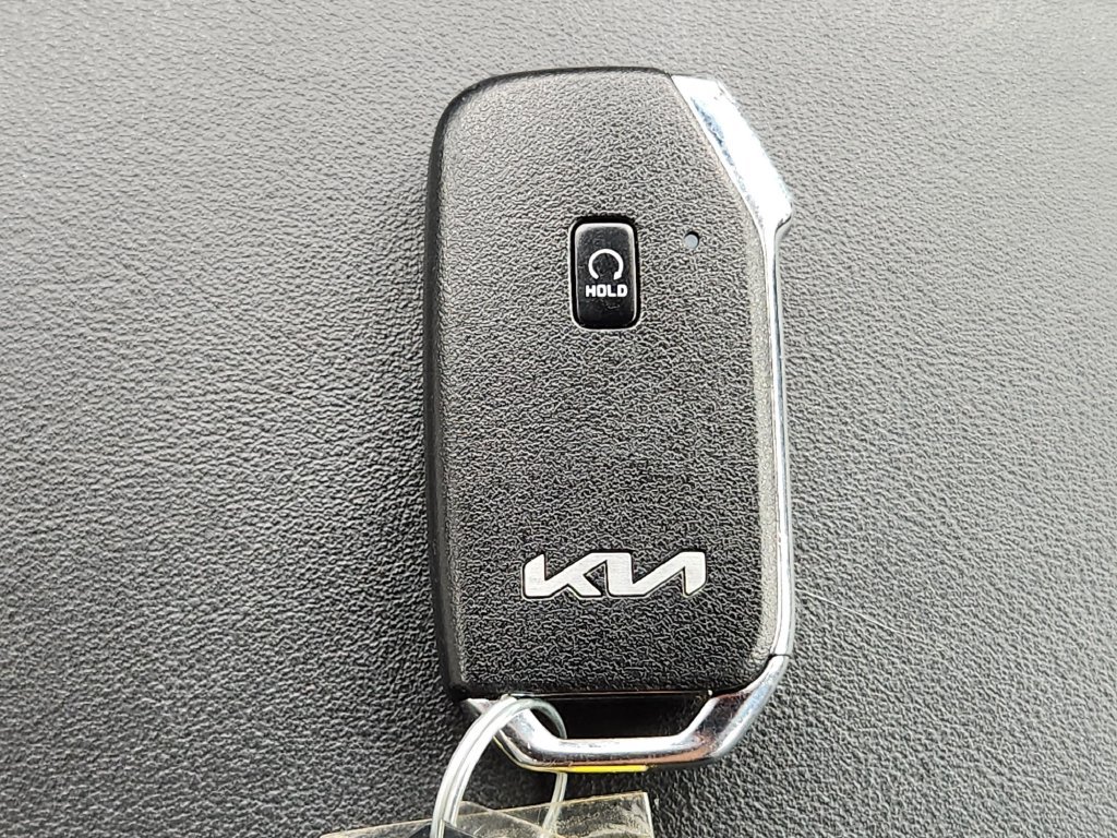 Used 2022 Kia Sorento EX AWD/4WD image 31