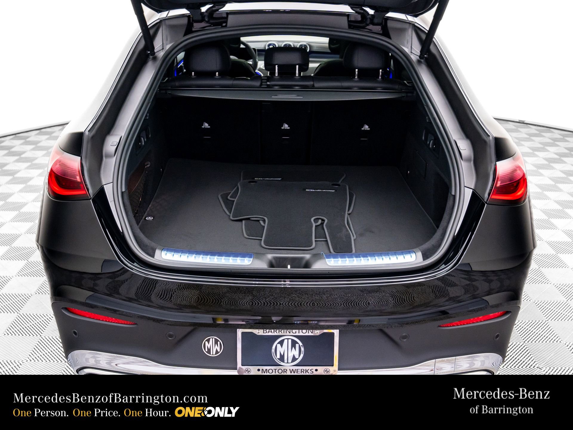 New 2026 Mercedes-Benz GLC 300 4MATIC image 32