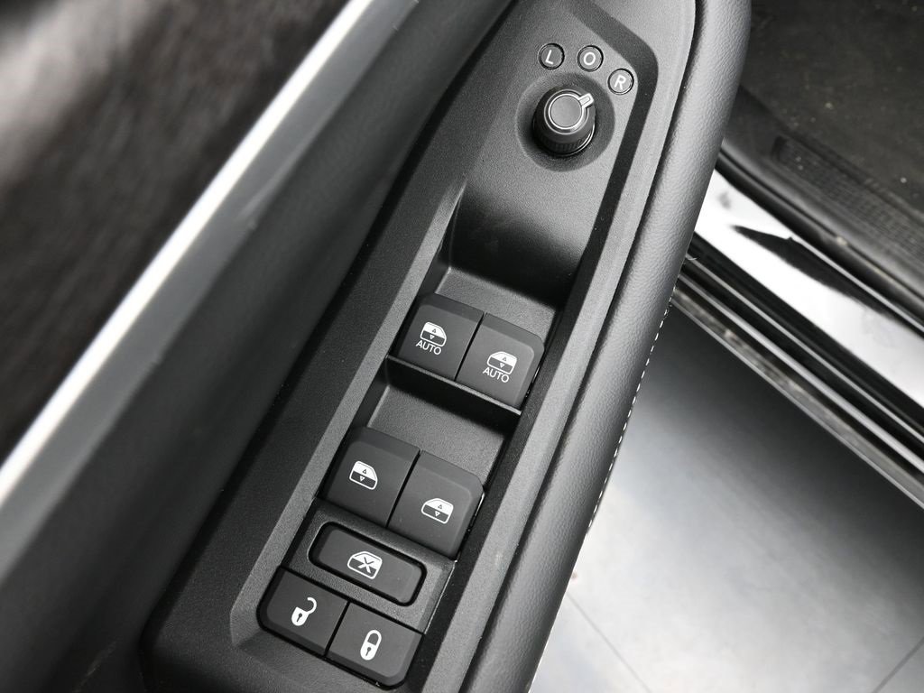 Used 2025 Jeep Grand Cherokee Limited 4xe image 10