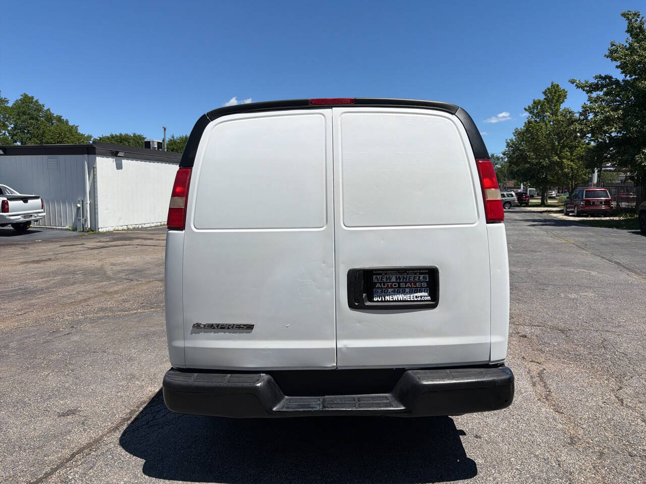 Used 2008 Chevrolet Express 1500 RWD image 5