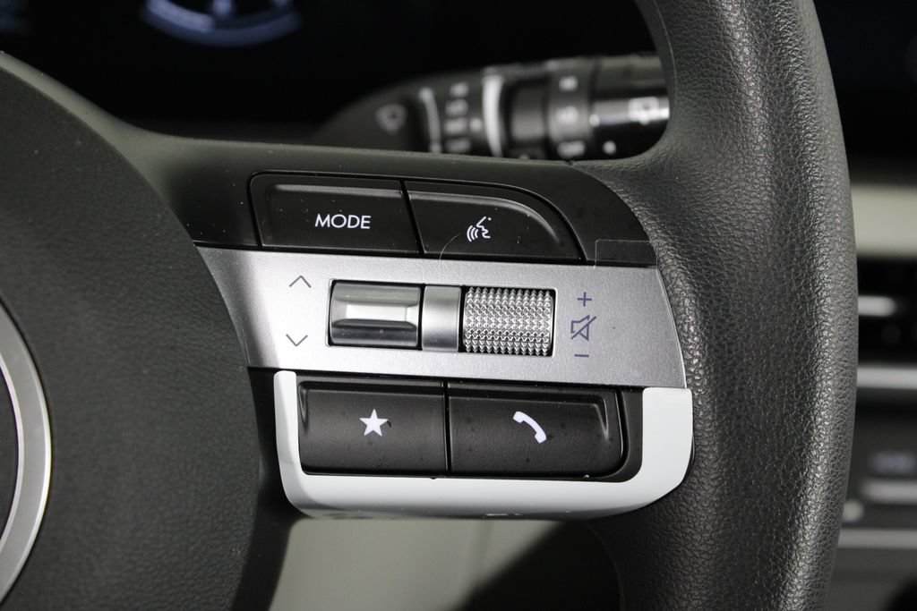 Certified 2026 Hyundai Tucson SE FWD image 27
