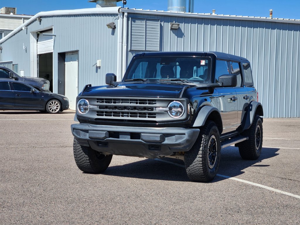 Used 2022 Ford Bronco 4-Door w/ Sasquatch Package AWD/4WD image 3