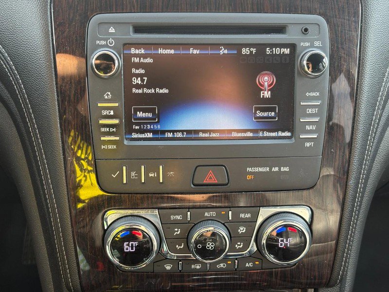 Used 2017 Chevrolet Traverse LT image 22