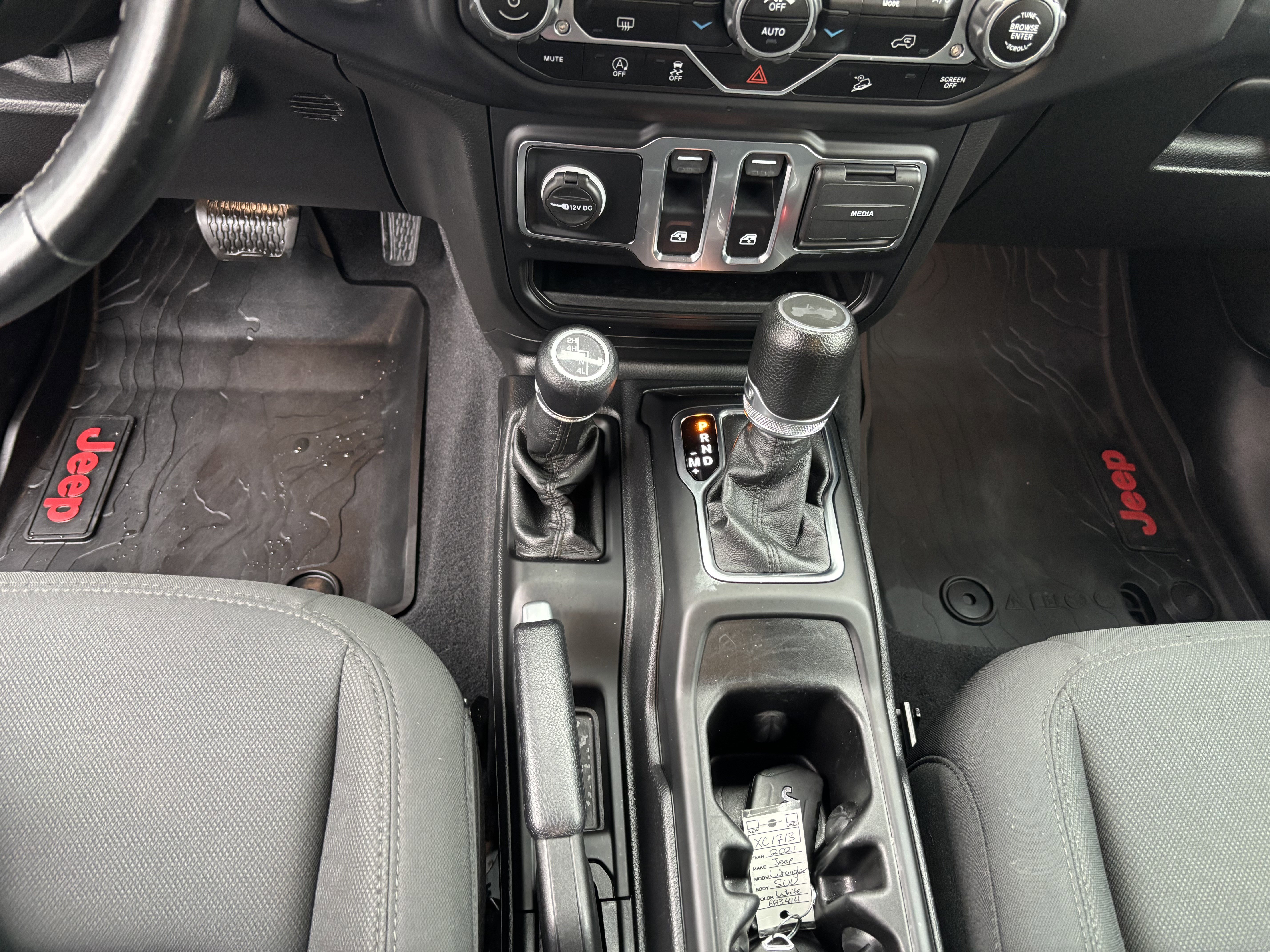 Used 2021 Jeep Wrangler Sport S image 20